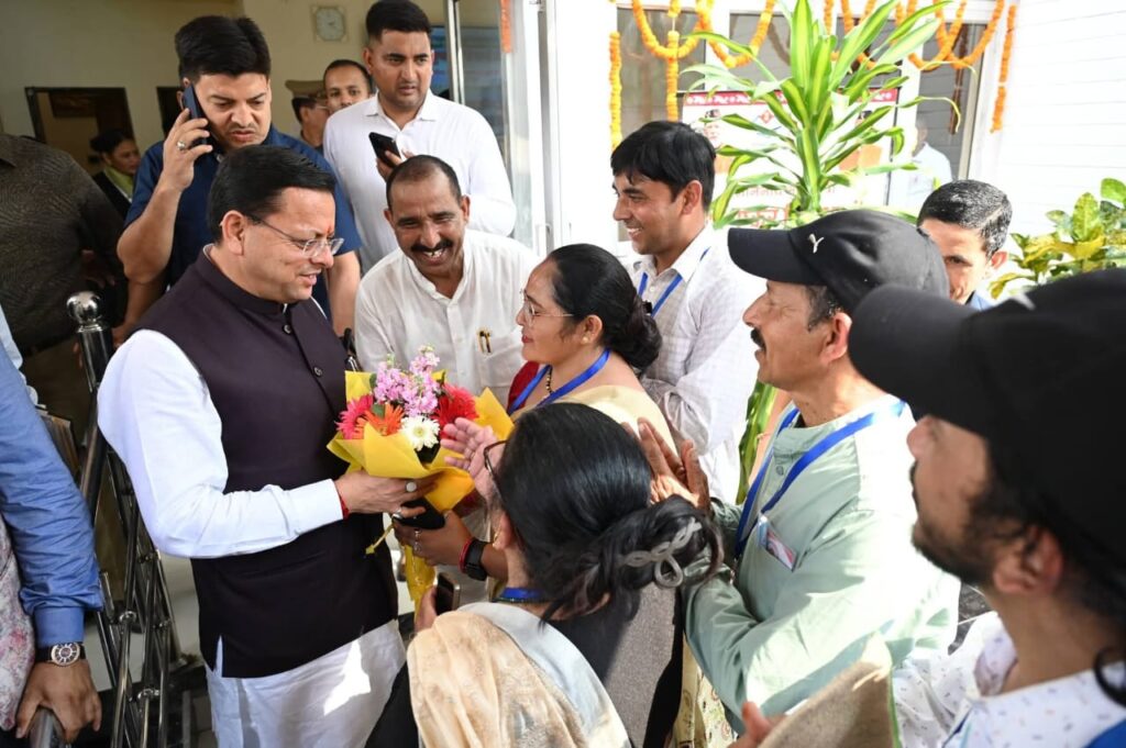 बनबसा पहुंचे जन प्रतिनिधि, मुख्यमंत्री पुष्कर सिंह धामी से विकास कार्यों पर हुई सकारात्मक चर्चा!
