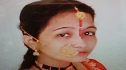 हल्द्वानी में दर्द का इलाज कराने हकीम के पास पहुंची महिला की मौत, गर्दन हिलाते ही हुई बेहोश